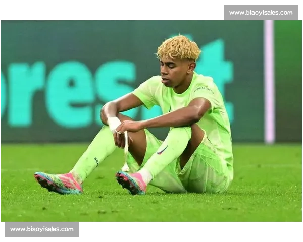 亚马尔世欧预封神:单场 8 次过人创纪录 亚马尔世欧预封神:单场 8 次过人创纪录