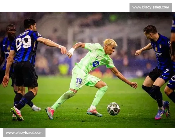 亚马尔世欧预封神:单场 8 次过人创纪录 亚马尔世欧预封神:单场 8 次过人创纪录