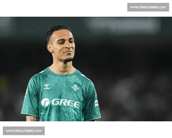 贝蒂斯与曼联洽谈安东尼转会，提出共有所有权方案或成障碍